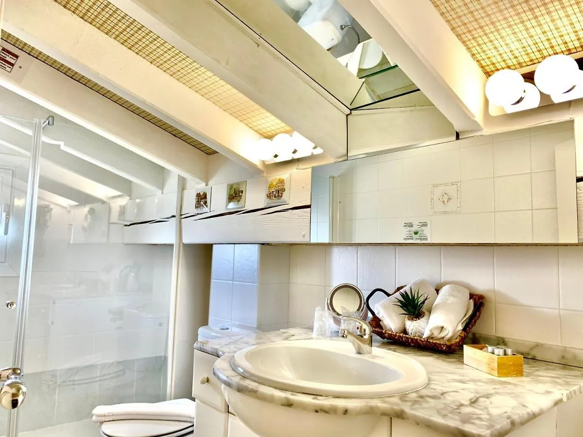 Hotel Artetxe Бильбао 2*,  Испания